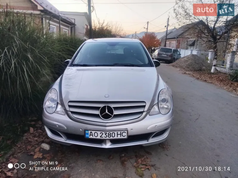 Mercedes-Benz R-Class