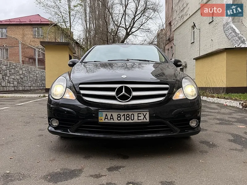 Mercedes-Benz R-Class