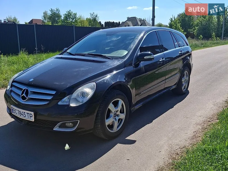 Mercedes-Benz R-Class