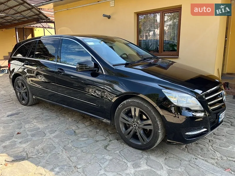 Mercedes-Benz R-Class