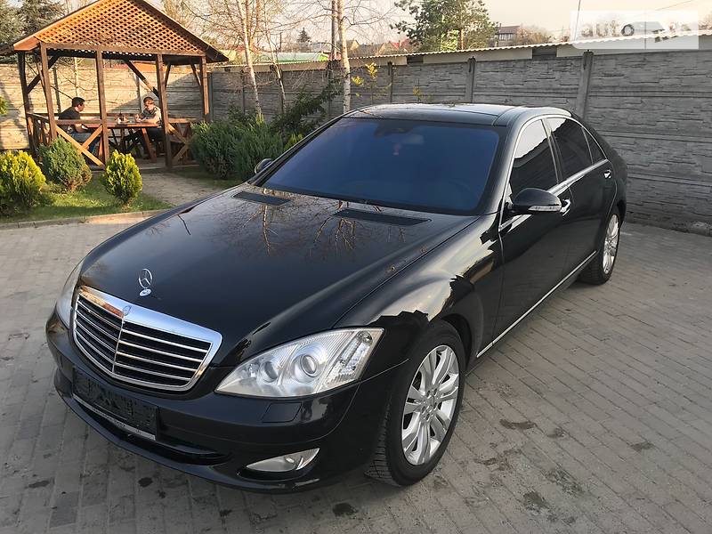 Mercedes-Benz S 550 2006 року