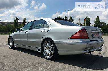 Седан Mercedes-Benz S-Class 2000 в Днепре