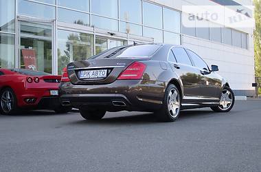 Седан Mercedes-Benz S-Class 2012 в Киеве