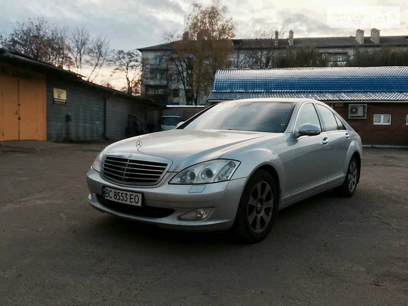 Седан Mercedes-Benz S-Class 2009 в Дрогобичі