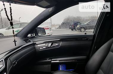 Седан Mercedes-Benz S-Class 2012 в 