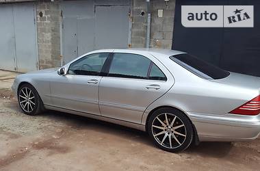 Седан Mercedes-Benz S-Class 2001 в Львове