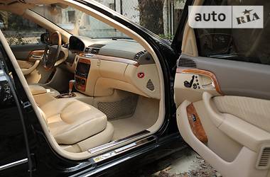 Седан Mercedes-Benz S-Class 2004 в 
