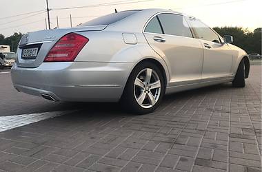 Седан Mercedes-Benz S-Class 2010 в Киеве