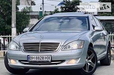 Седан Mercedes-Benz S-Class 2006 в 