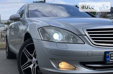 Седан Mercedes-Benz S-Class 2006 в 