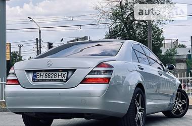 Седан Mercedes-Benz S-Class 2006 в 