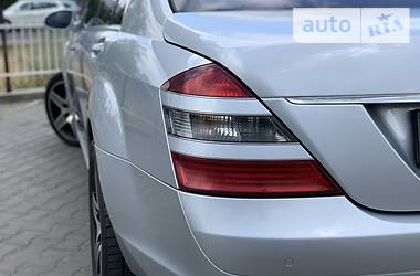 Седан Mercedes-Benz S-Class 2006 в 