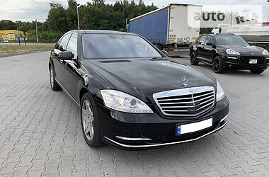 Седан Mercedes-Benz S-Class 2010 в Хмельницком