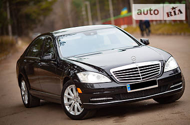 Седан Mercedes-Benz S-Class 2013 в 