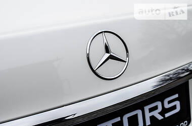 Седан Mercedes-Benz S-Class 2013 в 