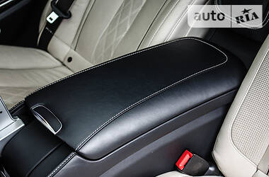 Седан Mercedes-Benz S-Class 2013 в 
