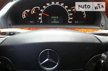 Седан Mercedes-Benz S-Class 2003 в Киеве