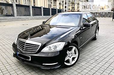 Mercedes-Benz S-Class 2011