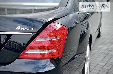 Седан Mercedes-Benz S-Class 2011 в 