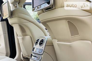 Седан Mercedes-Benz S-Class 2013 в 
