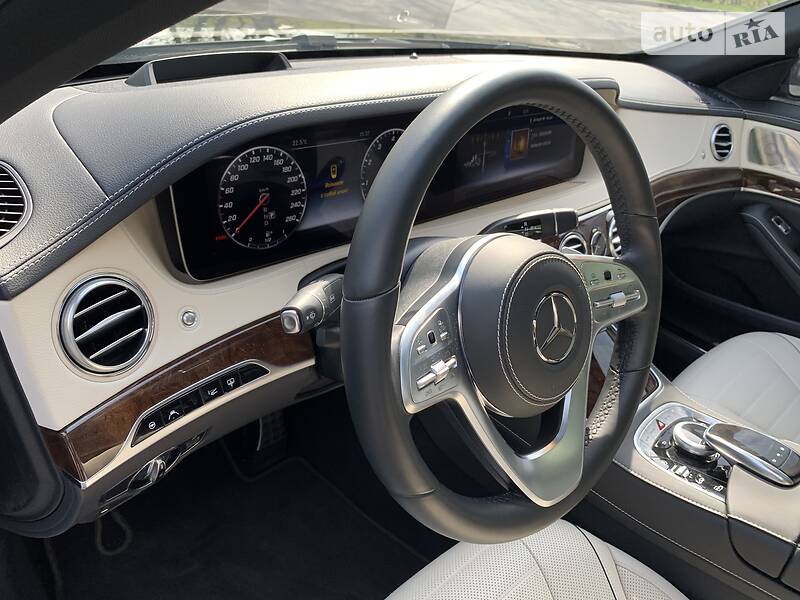 Седан Mercedes-Benz S-Class 2019 в Києві