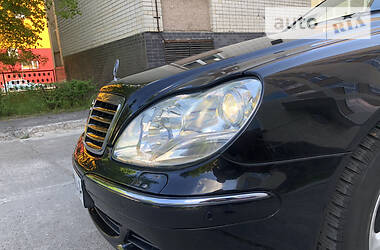 Седан Mercedes-Benz S-Class 2005 в 