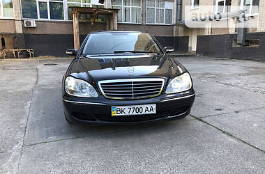 Седан Mercedes-Benz S-Class 2005 в 