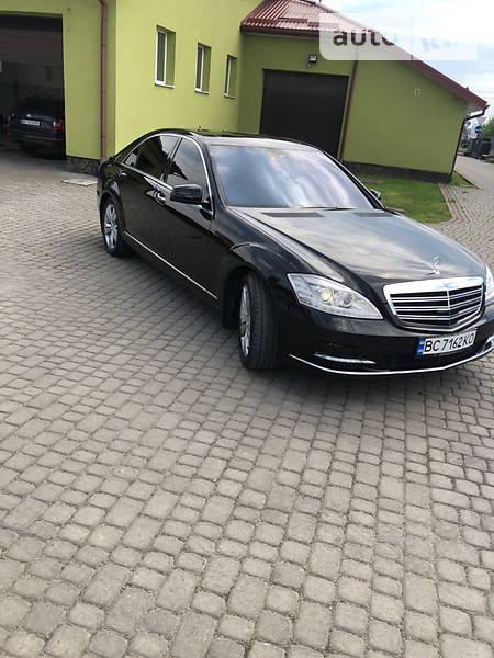 Седан Mercedes-Benz S-Class 2008 в Львове