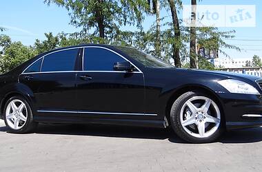 Седан Mercedes-Benz S-Class 2012 в 