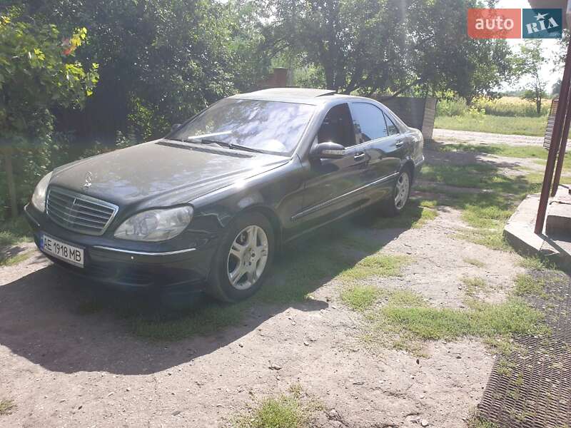 Седан Mercedes-Benz S-Class 2003 в Дніпрі