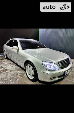 Седан Mercedes-Benz S-Class 2003 в Запоріжжі