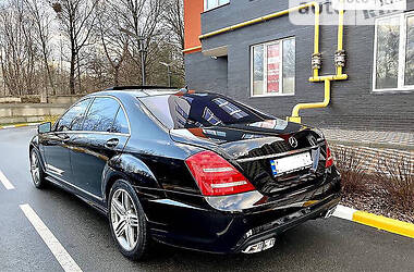 Седан Mercedes-Benz S-Class 2012 в Киеве