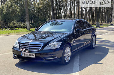 Седан Mercedes-Benz S-Class 2012 в Чернівцях