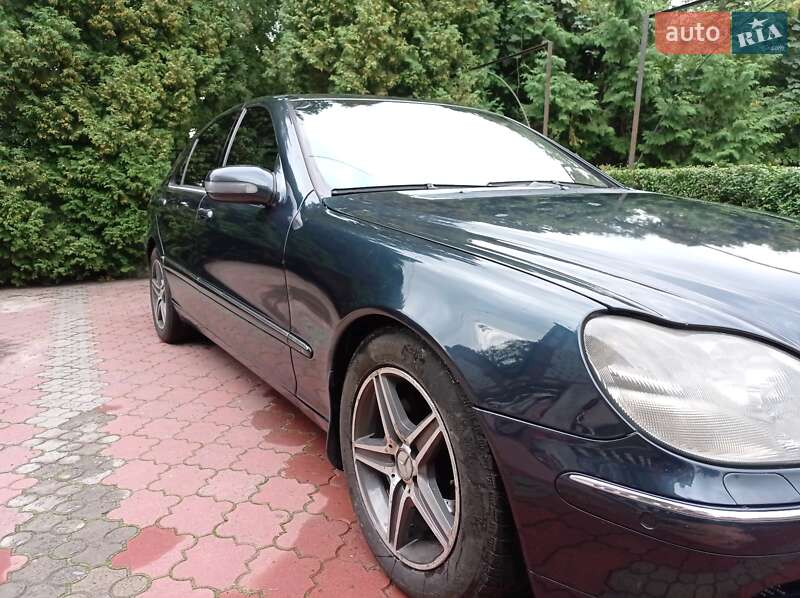Седан Mercedes-Benz S-Class 2002 в Звягеле