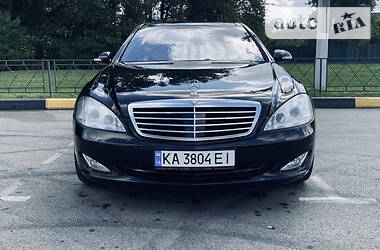 Седан Mercedes-Benz S-Class 2006 в Києві