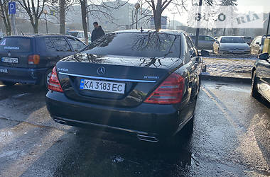 Mercedes-Benz S-Class 2009