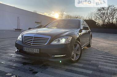 Седан Mercedes-Benz S-Class 2006 в Ужгороде