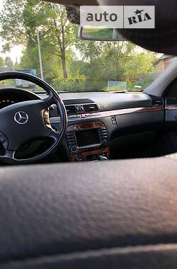 Седан Mercedes-Benz S-Class 2005 в Львове