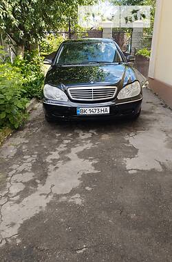 Седан Mercedes-Benz S-Class 2001 в Рівному