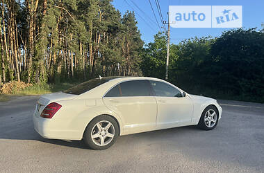 Седан Mercedes-Benz S-Class 2008 в Киеве