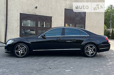 Седан Mercedes-Benz S-Class 2008 в Львові