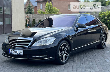 Mercedes-Benz S-Class 2008