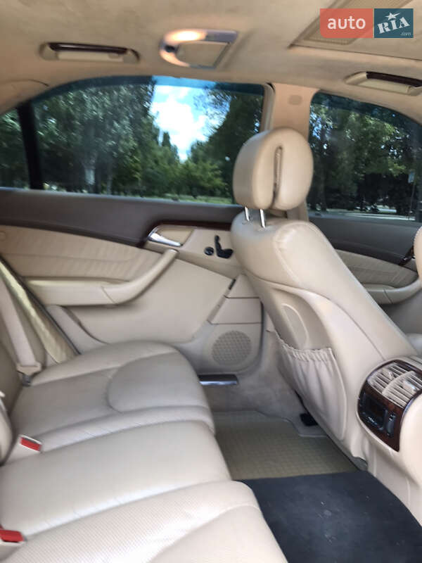 Седан Mercedes-Benz S-Class 2003 в Кривому Розі