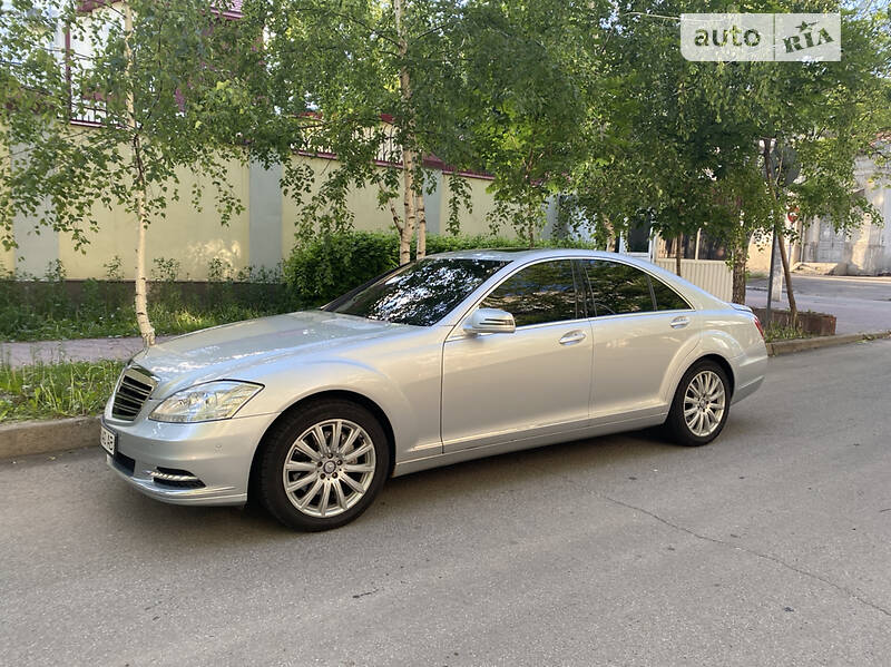 Mercedes-Benz S-Class 2007