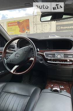 Седан Mercedes-Benz S-Class 2010 в 