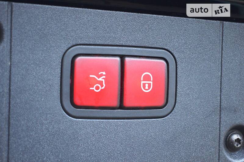 Седан Mercedes-Benz S-Class 2006 в Одесі