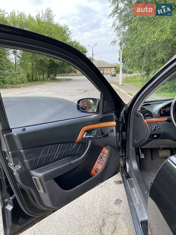 Седан Mercedes-Benz S-Class 2000 в Смеле