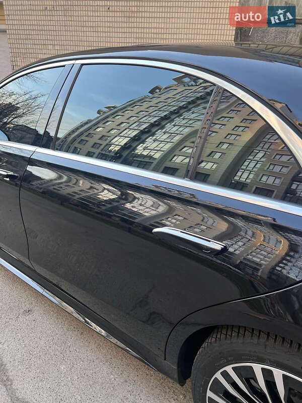 Седан Mercedes-Benz S-Class 2021 в Києві