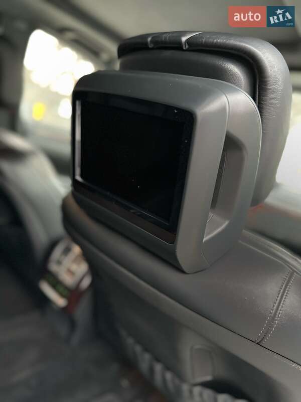 Седан Mercedes-Benz S-Class 2012 в Виннице