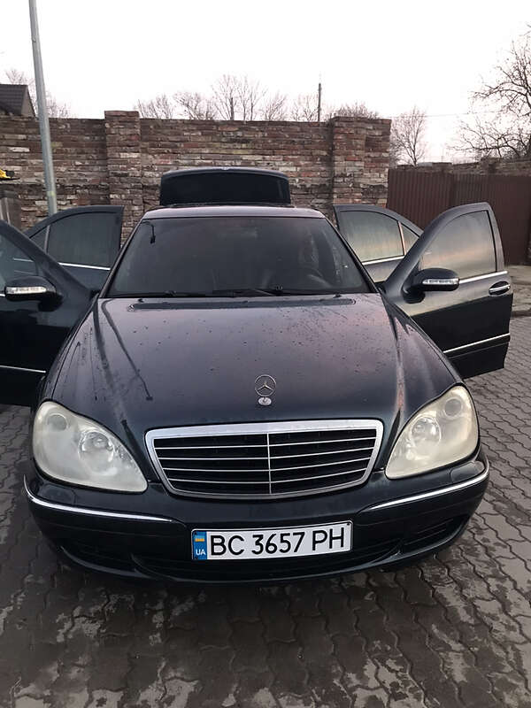Седан Mercedes-Benz S-Class 2003 в Львове
